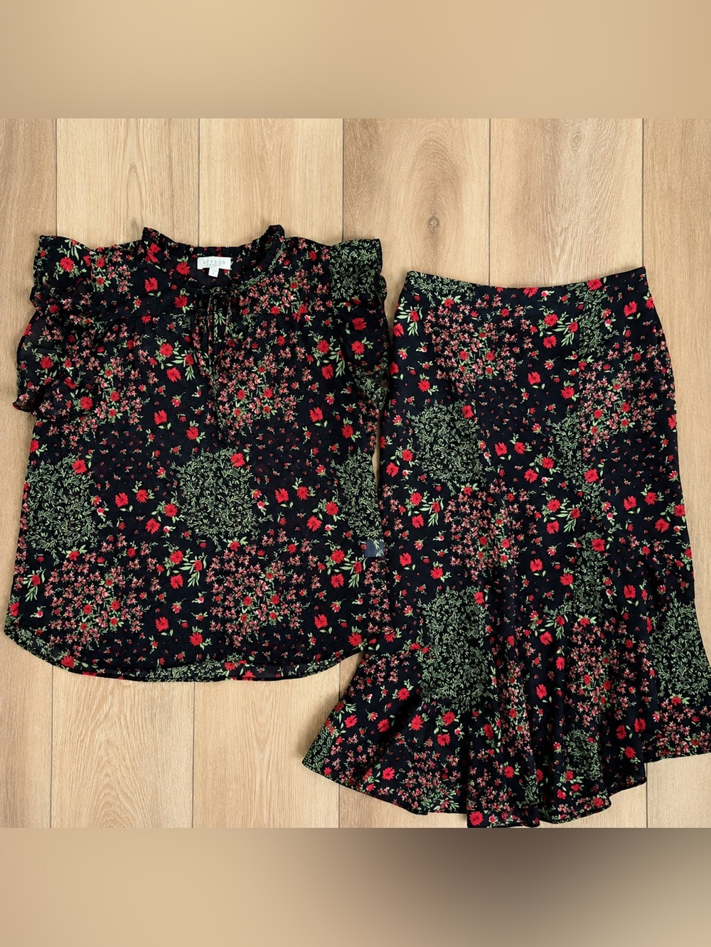 Status by Chenault Black Floral 2 Piece Skirt & Blouse Set Size M
